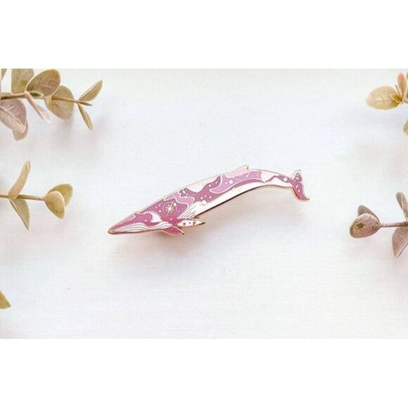 Whale Enamel Pin - Gold Plated Brooch - RARE Celestial and Sea Life Jewelry - Picture 9 of 9